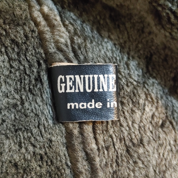 Leather Jacket - Picture 6 of 7